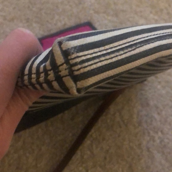 Kate spade purse - Picture 3 of 3